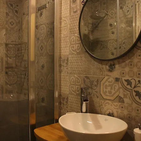 Apartment Stunning 5 Bedroom Sunlit Galata *