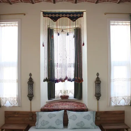 Stunning 5 Bedroom Sunlit Galata Apartment Istanbul