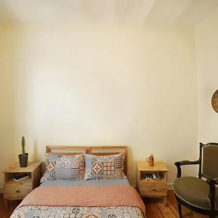 Stunning 5 Bedroom Sunlit Galata Appartement *