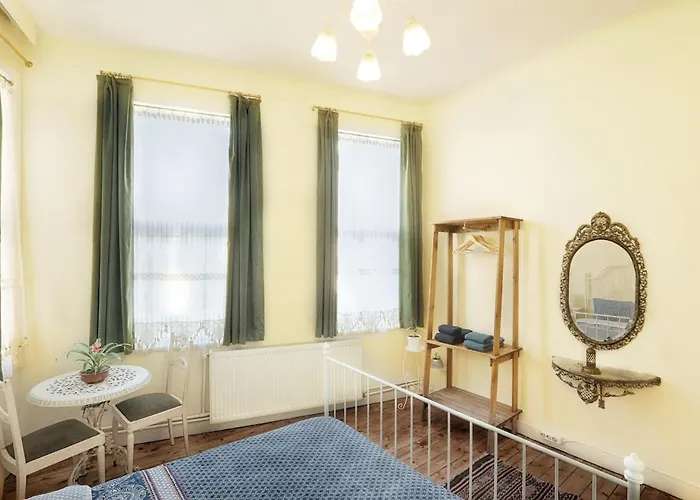 アパート Stunning 5 Bedroom Sunlit Galata *