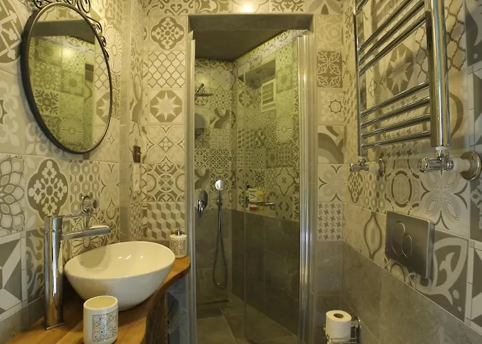 Stunning 5 Bedroom Sunlit Galata Istanbul