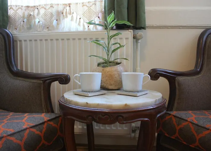 Stunning 5 Bedroom Sunlit Galata