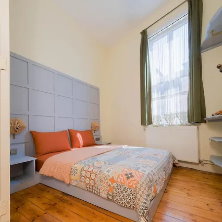 Apartment Stunning 5 Bedroom Sunlit Galata *